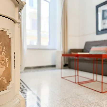 Modern Comfort, Poetic Charm * רומא