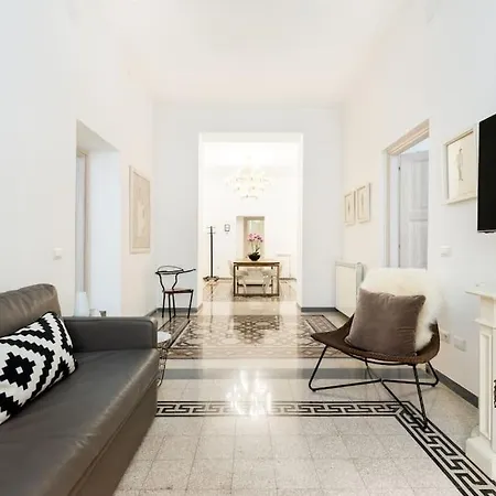 Modern Comfort, Poetic Charm Apartment *
