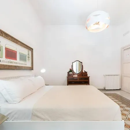 Modern Comfort, Poetic Charm Apartment Rome