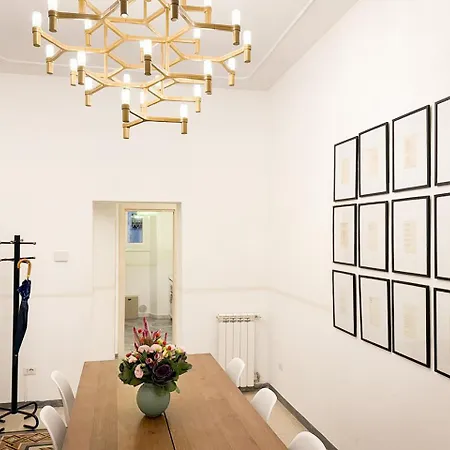 Apartment Modern Comfort, Poetic Charm