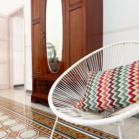 Apartment Modern Comfort, Poetic Charm