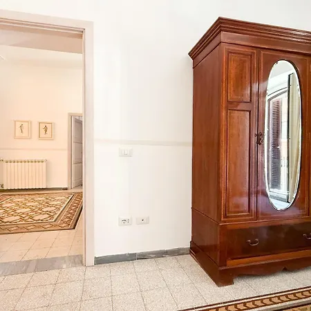 Modern Comfort, Poetic Charm * Rome