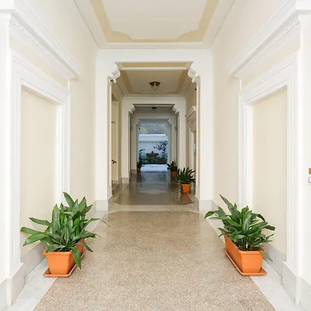 Modern Comfort, Poetic Charm