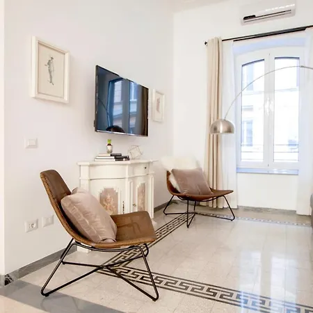 Modern Comfort, Poetic Charm
