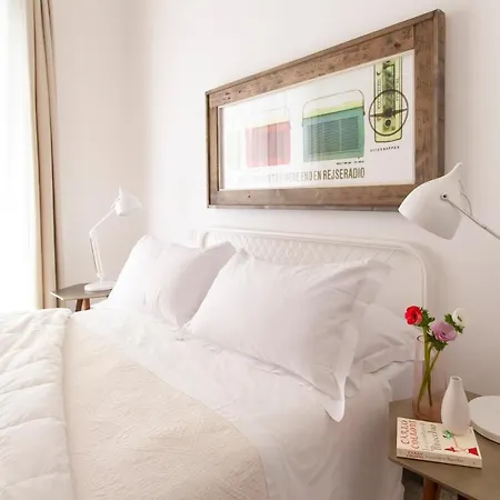 Modern Comfort, Poetic Charm * Rome