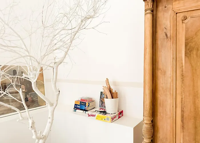 Apartment Modern Comfort, Poetic Charm